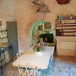 Trulli Fogliarella Country house