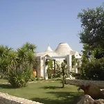 Trulli Fogliarella * Ostuni