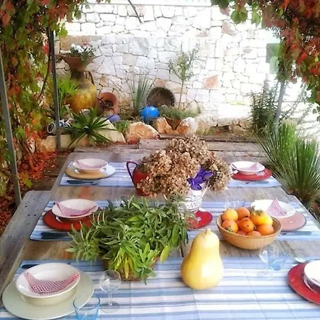 Trulli Fogliarella