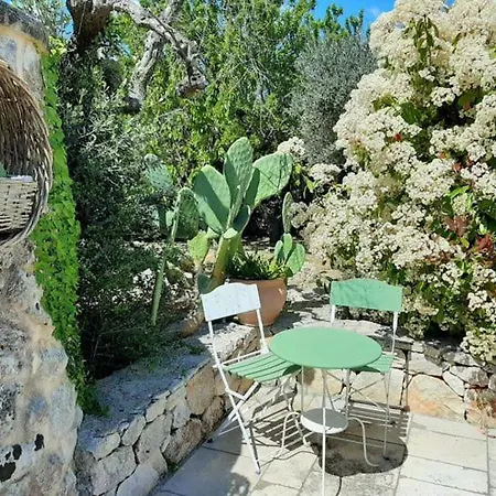 Летний дом Trulli Fogliarella *
