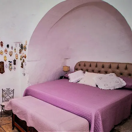 Trulli Fogliarella * Остуни