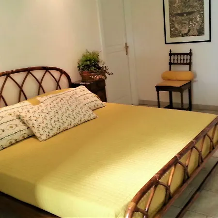 Trulli Fogliarella *