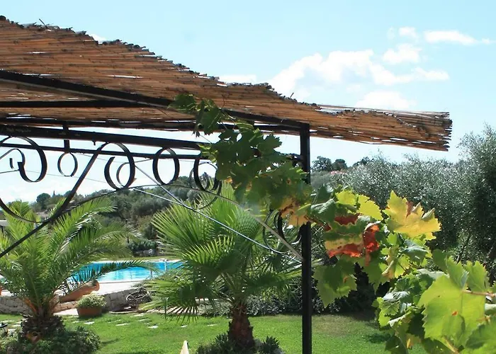 Trulli Fogliarella Landhuis Ostuni