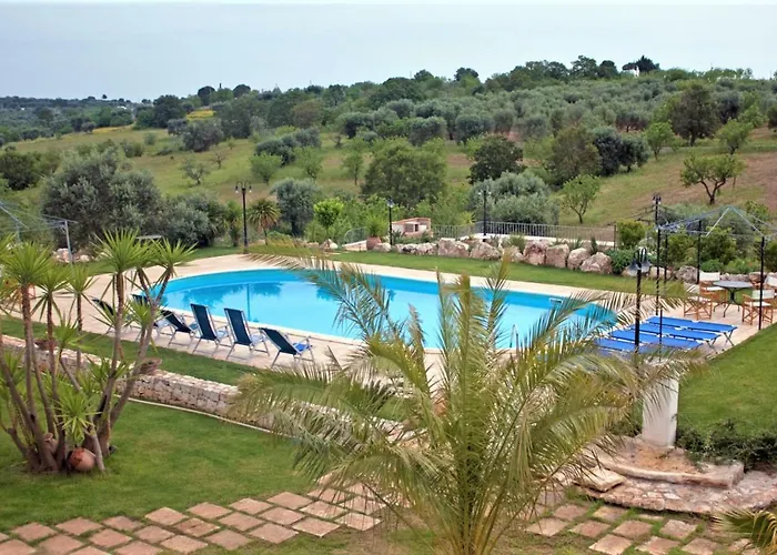 Trulli Fogliarella Ostuni