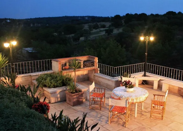 Trulli Fogliarella Landhuis Ostuni